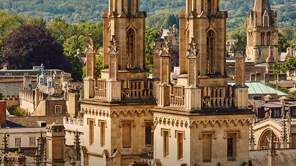 Oxford Pillars