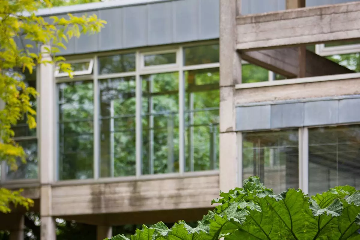 Egrove Park building